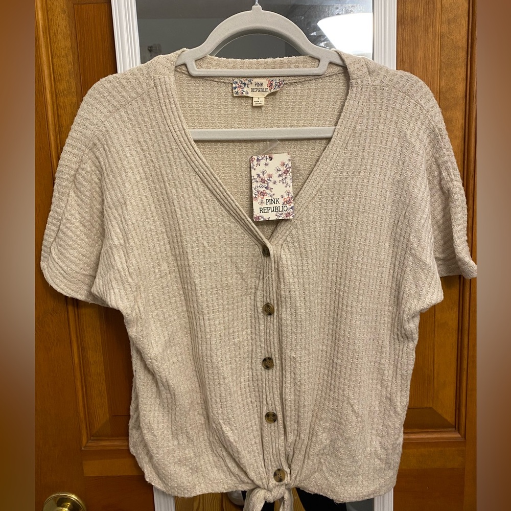 Pink Republic Large cropped tie front blouse